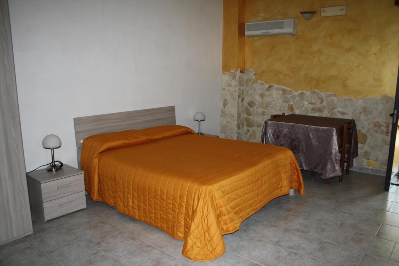 B&B Borgo Pileri Mazzarino Extérieur photo